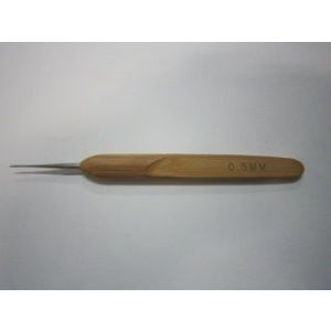 Крючок для вязания с деревянной ручкой 0,5мм YL-210